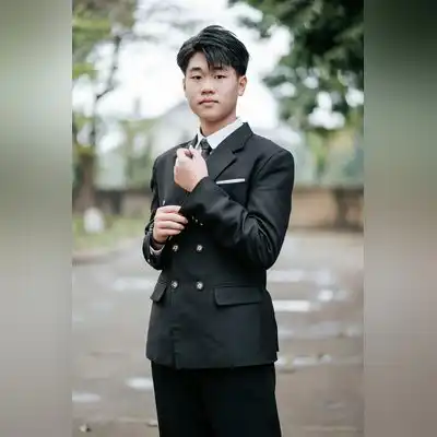 梁语林